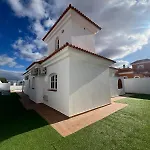 Naipa Golf - Private Pool Βίλα
